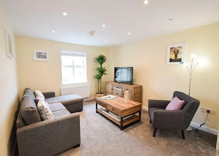 Hillyard Mews